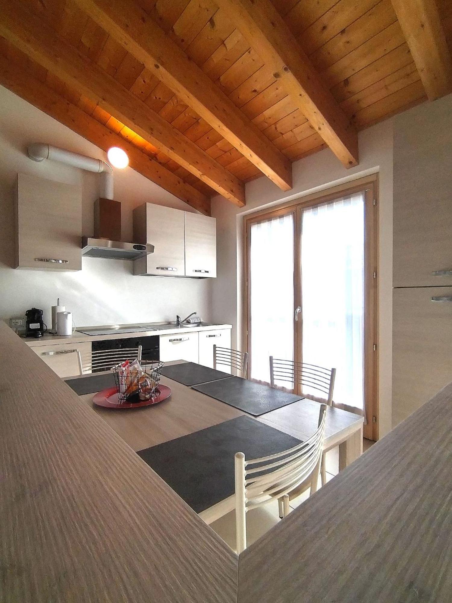 Travedona Loft By Lake Ixihome المظهر الخارجي الصورة